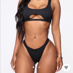 Fashion Nova Bikini in X-Large. NEVER WORN.